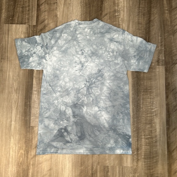 The Mountain Wolves 2017 Tee - Medium - Picture 3 of 6